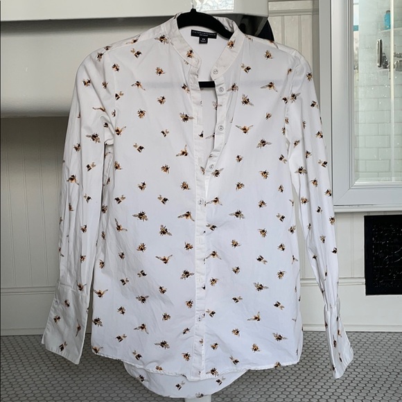 Shirt with bees by VictoriaBecham for Target. XS. - Picture 1 of 4